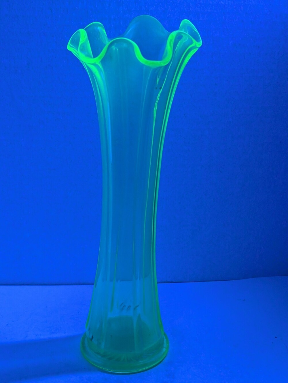 Fenton Uranium Swung Depression Glass Vase.  Glowes Under UV Light.